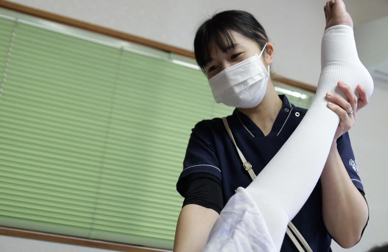 正社員として採用 | 東京都西東京市で訪問看護の求人ならLaugh Tale